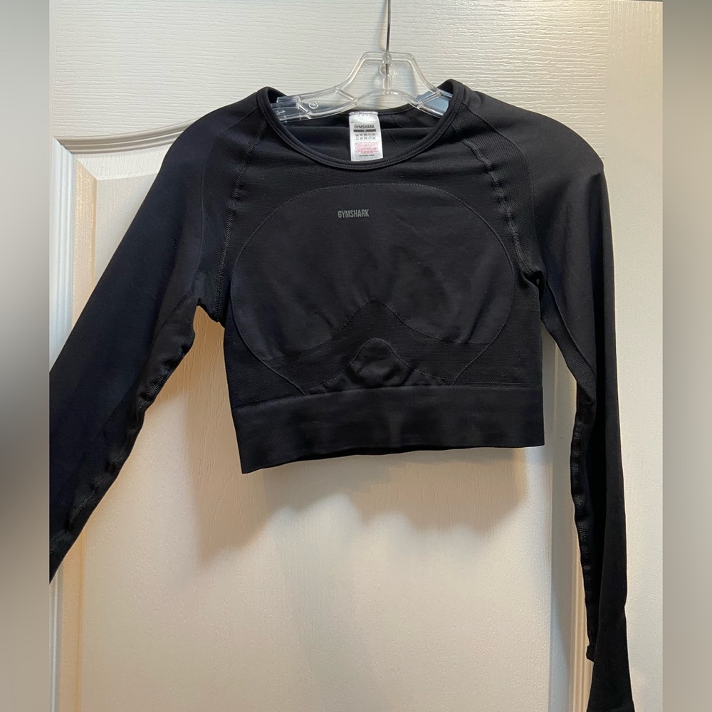 GYMSHARK Cropped Workout Top with Back Cutout - Medium